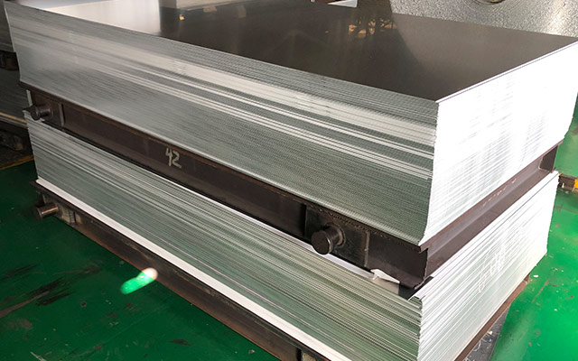 铝镁锰屋面|灯头零部件|3004铝板性能优良