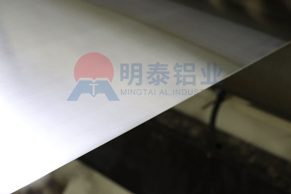 3004 汽车覆盖件铝板 深冲铝合金板 汽车轻量化材料厂家